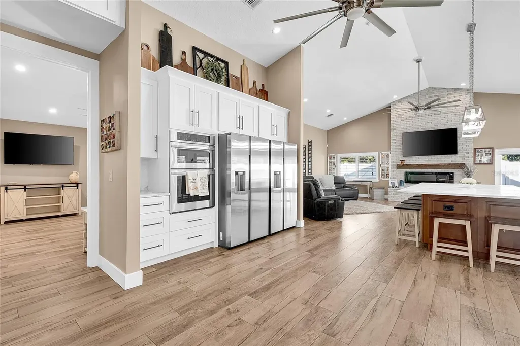 8101 38th Avenue N St Petersburg FL 33710