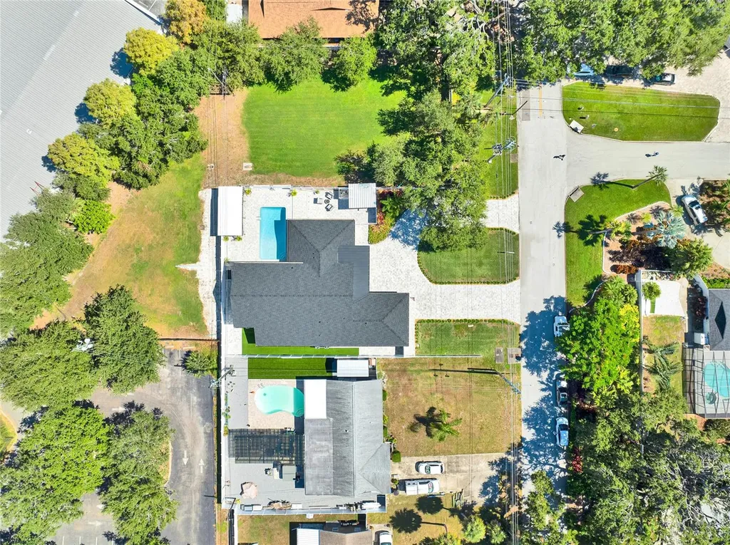 8101 38th Avenue N St Petersburg FL 33710