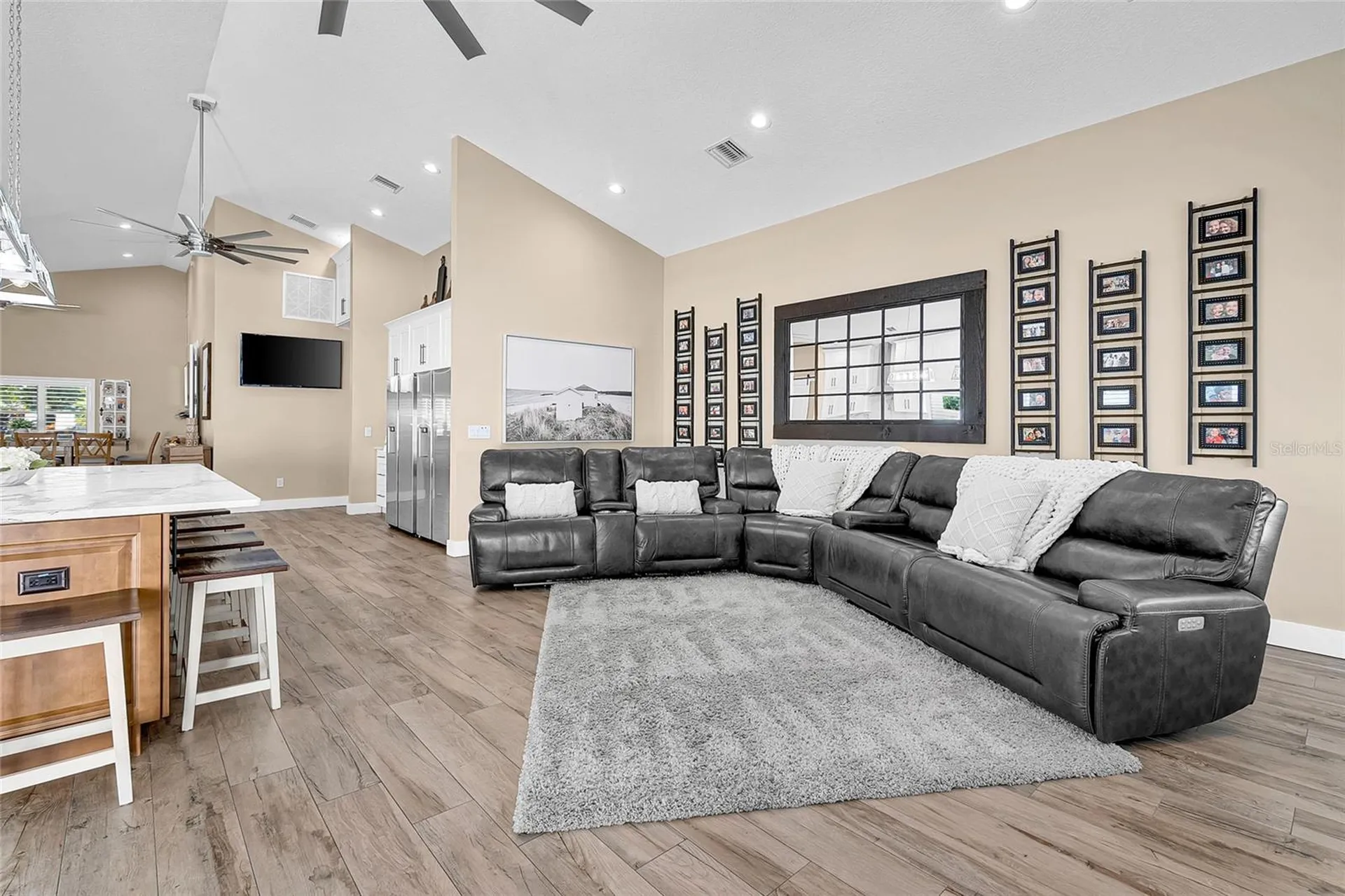 8101 38th Avenue N St Petersburg FL 33710