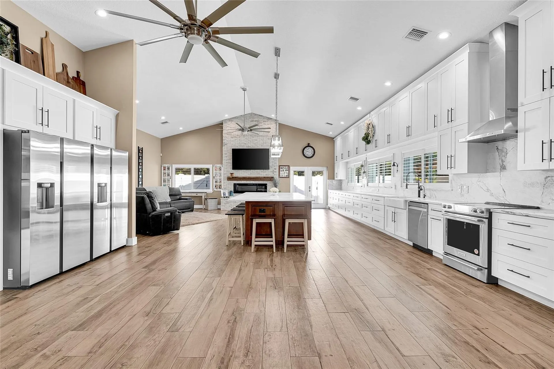 8101 38th Avenue N St Petersburg FL 33710