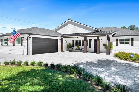 8101 38th Avenue N St Petersburg FL 33710