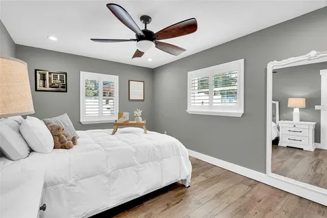 8101 38th Avenue N St Petersburg FL 33710
