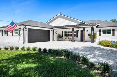 8101 38th Avenue N St Petersburg FL 33710