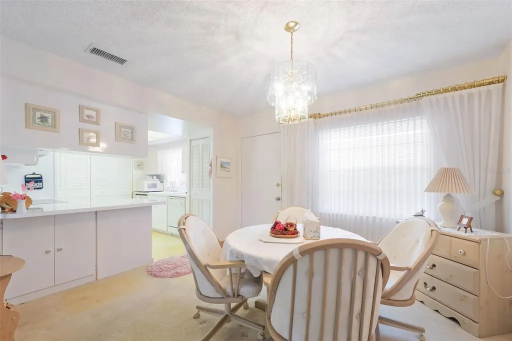 1250 S Pinellas Avenue Tarpon Springs FL 34689