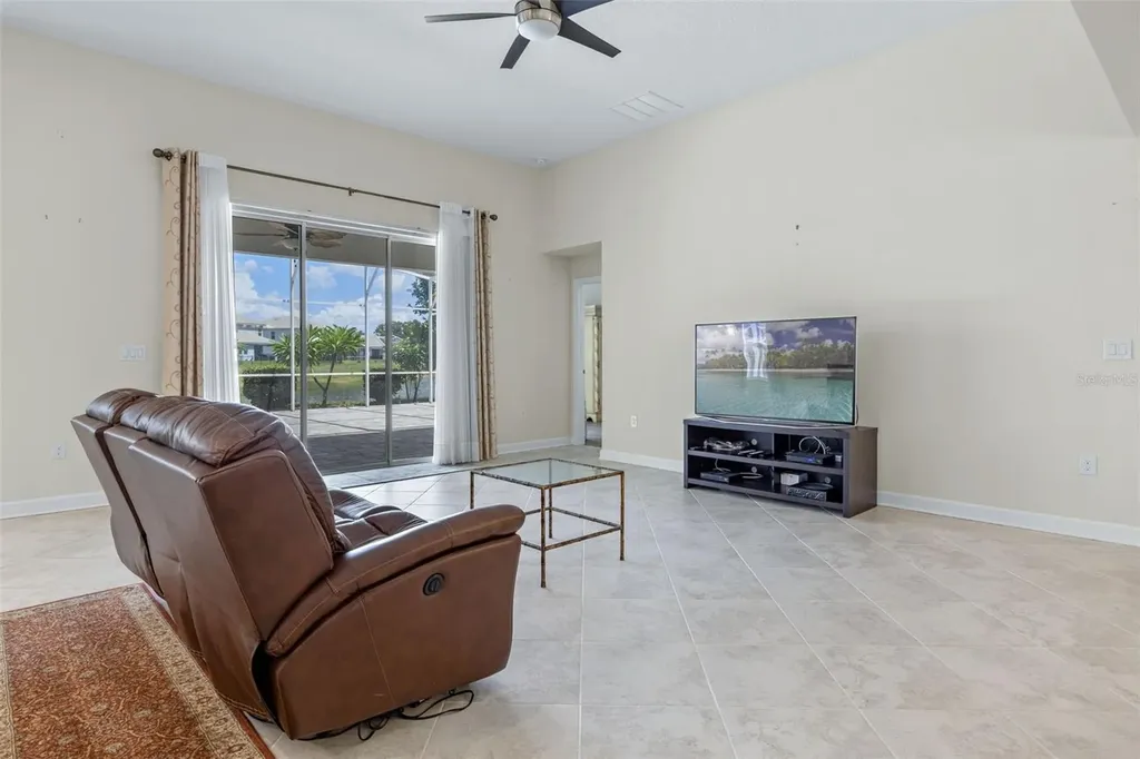 8879 Backspin Lane Davenport FL 33896