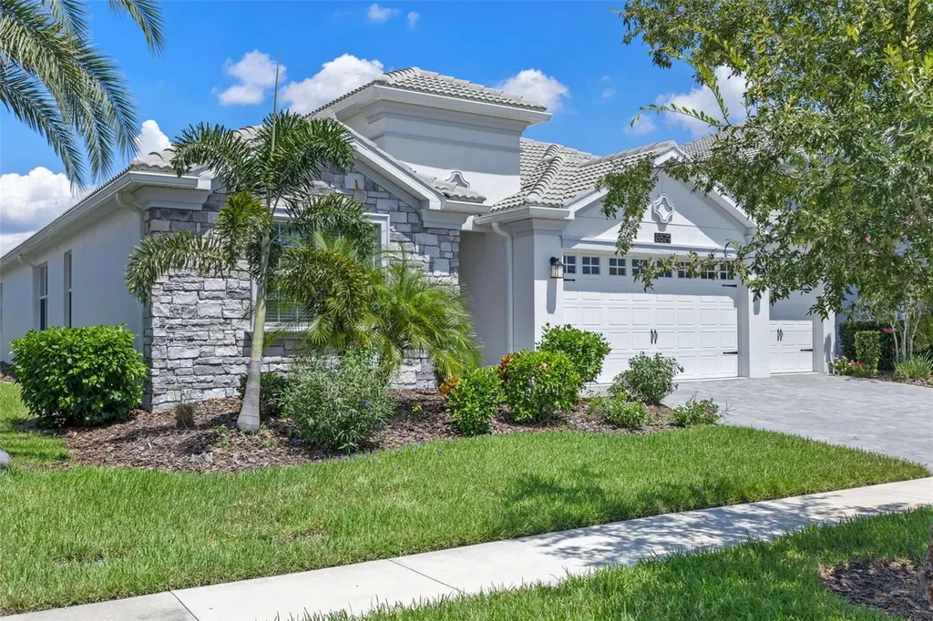 8879 Backspin Lane Davenport FL 33896