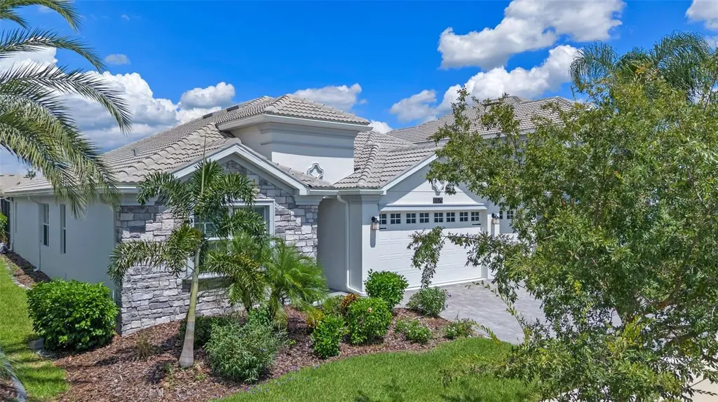 8879 Backspin Lane Davenport FL 33896