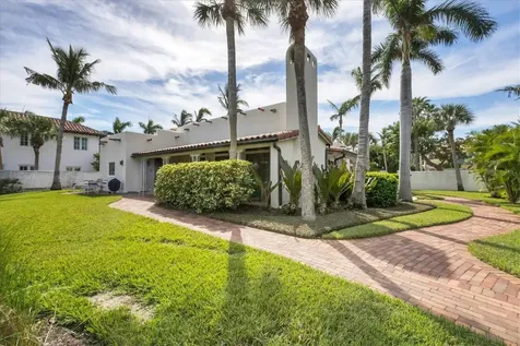 1021 10th Street W Boca Grande FL 33921