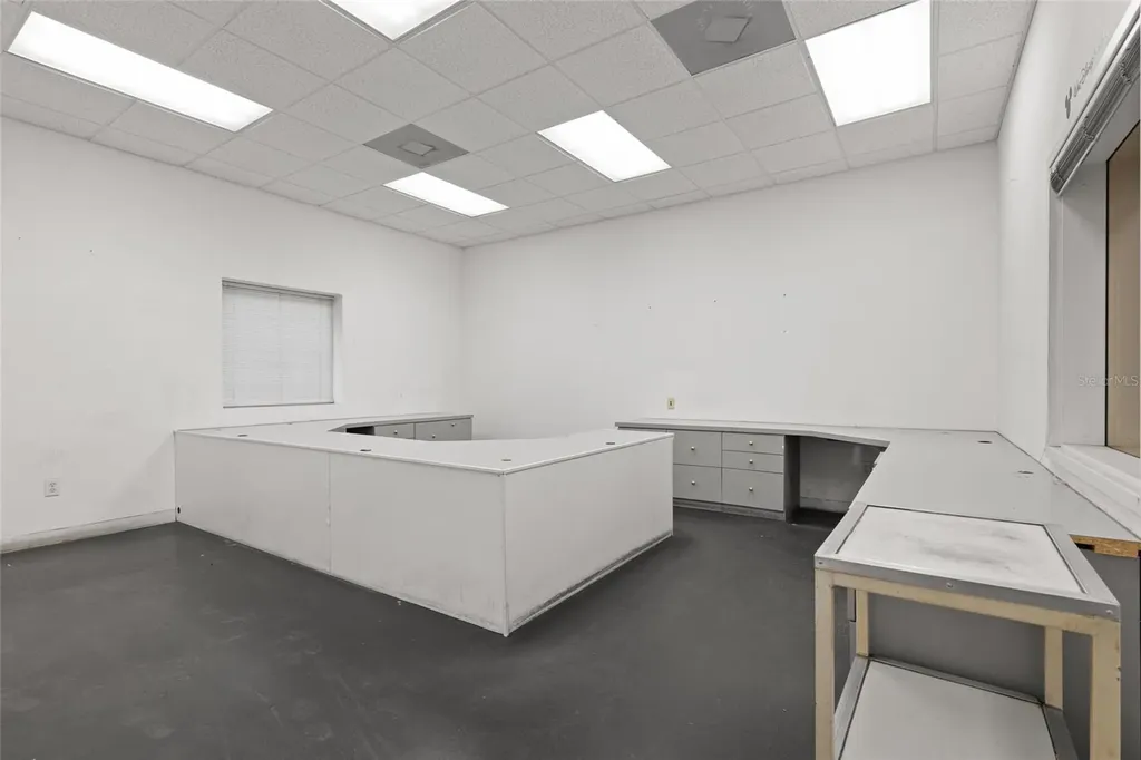 1500 L And R Industrial Boulevard Tarpon Springs FL 34689