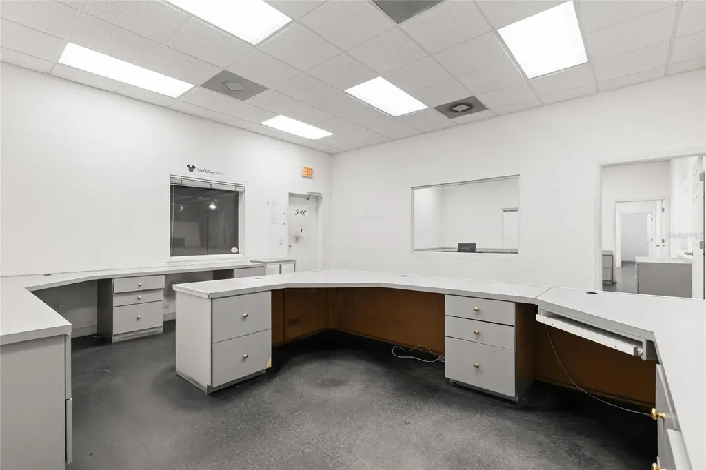 1500 L And R Industrial Boulevard Tarpon Springs FL 34689