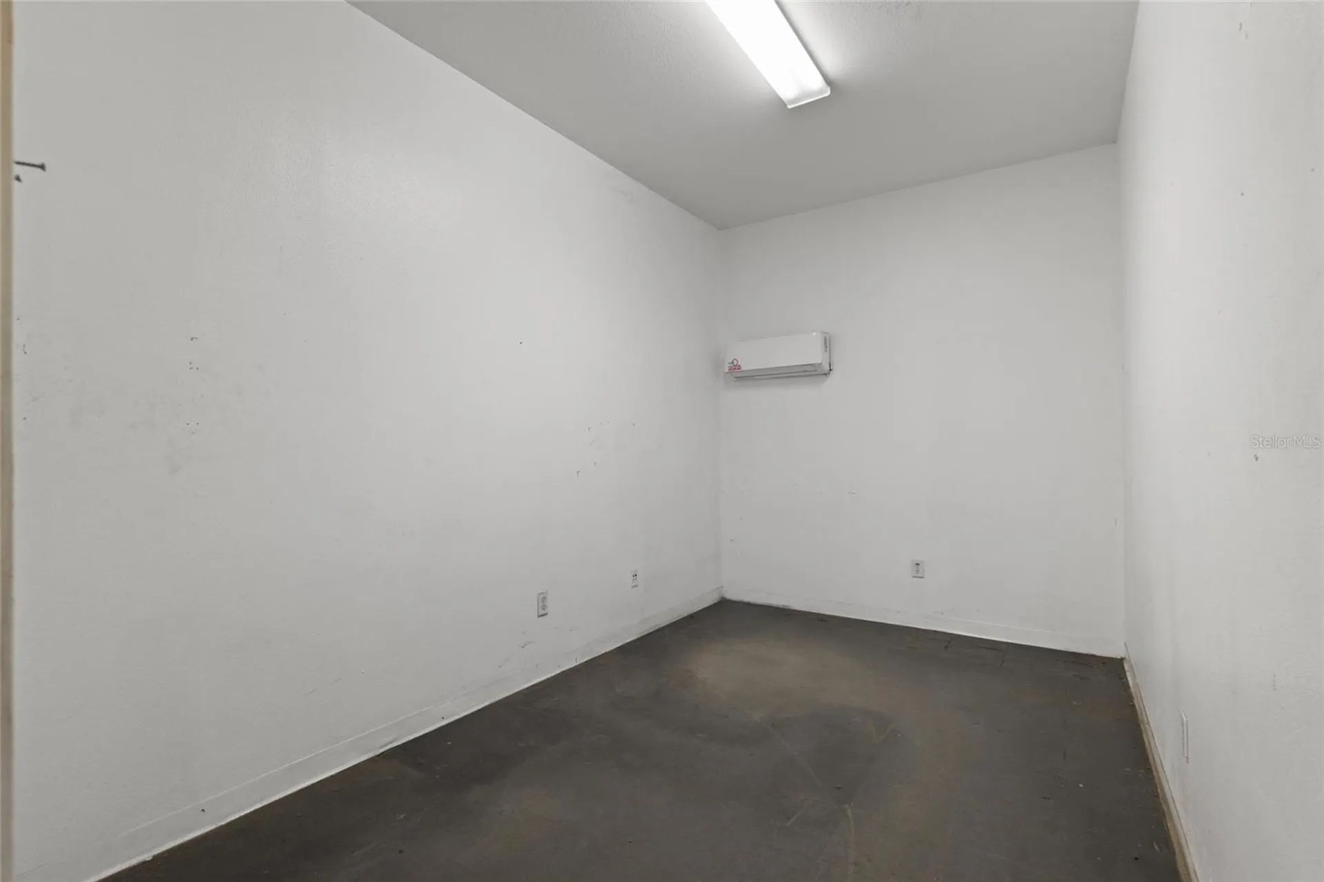 1500 L And R Industrial Boulevard Tarpon Springs FL 34689