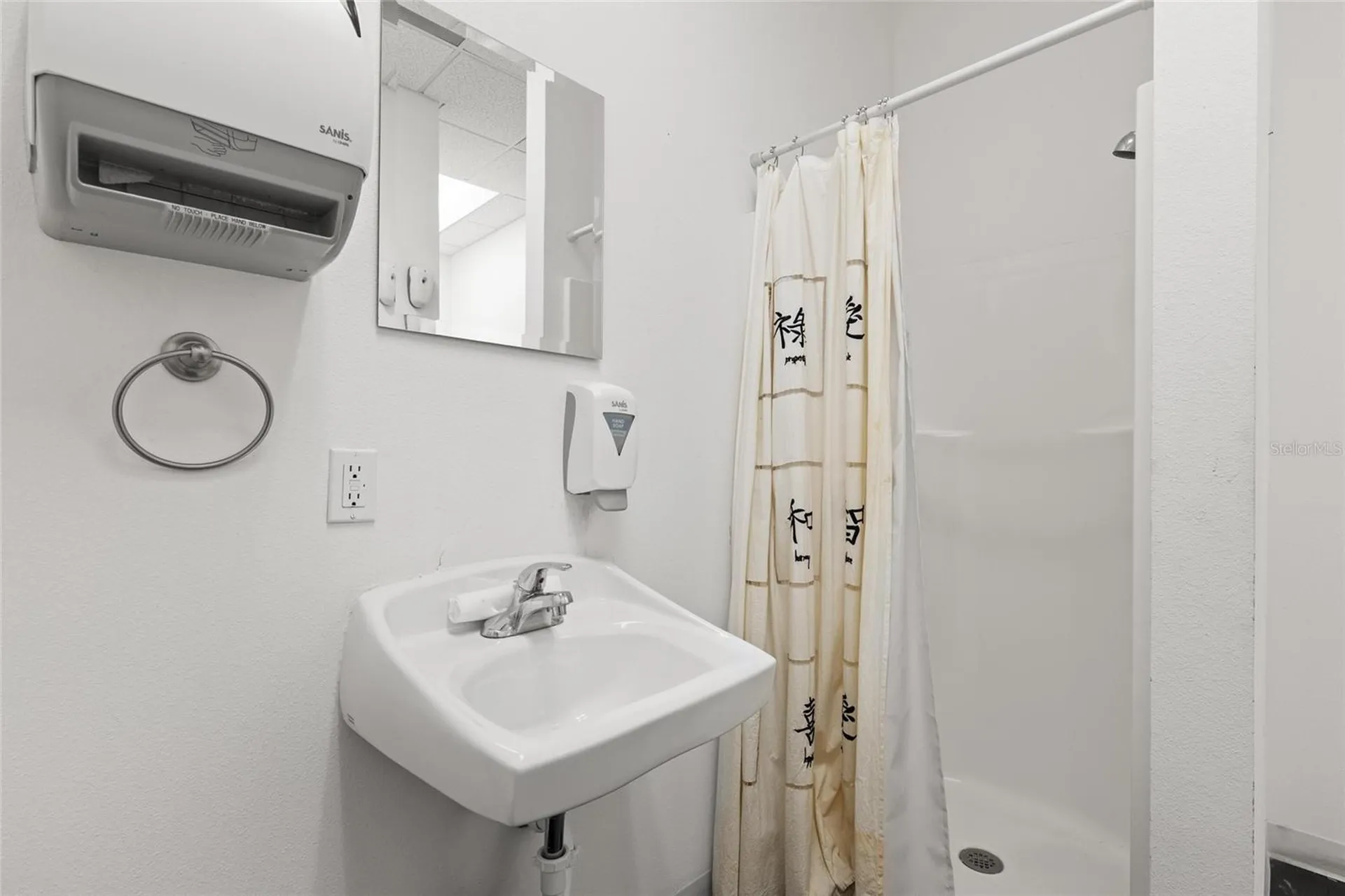 1500 L And R Industrial Boulevard Tarpon Springs FL 34689