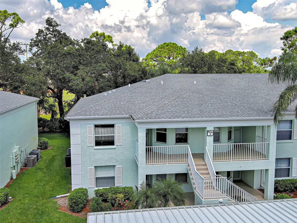 5725 Greenwood Avenue North Port FL 34287