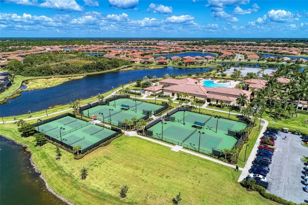 20392 Lagente Circle Venice FL 34293