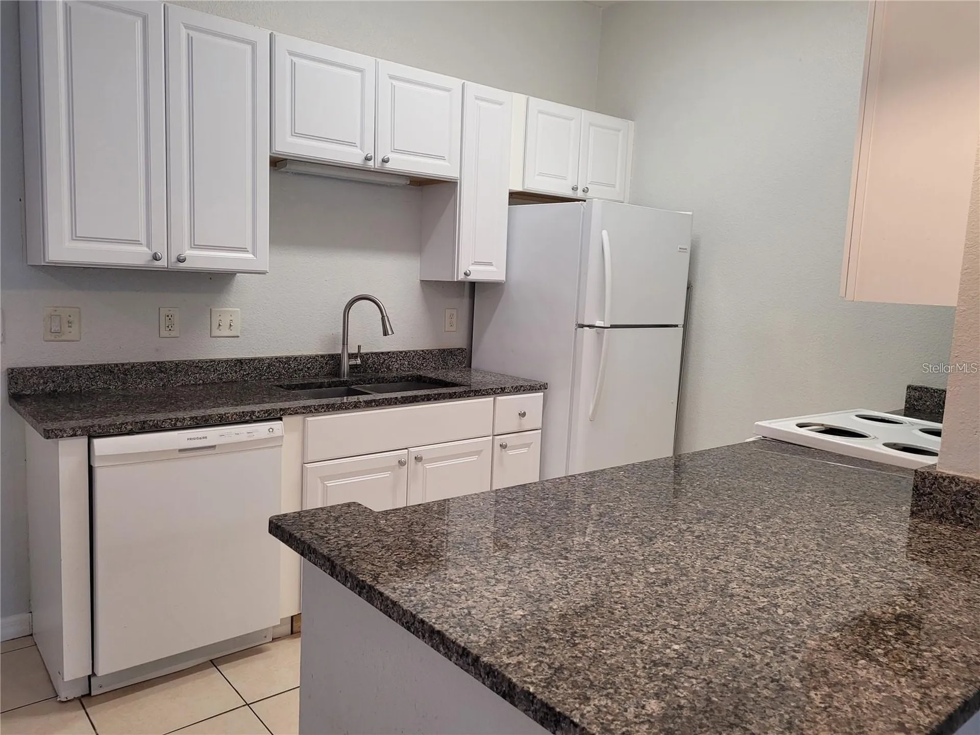 155 N Pearl Lake Causeway Altamonte Springs FL 32714