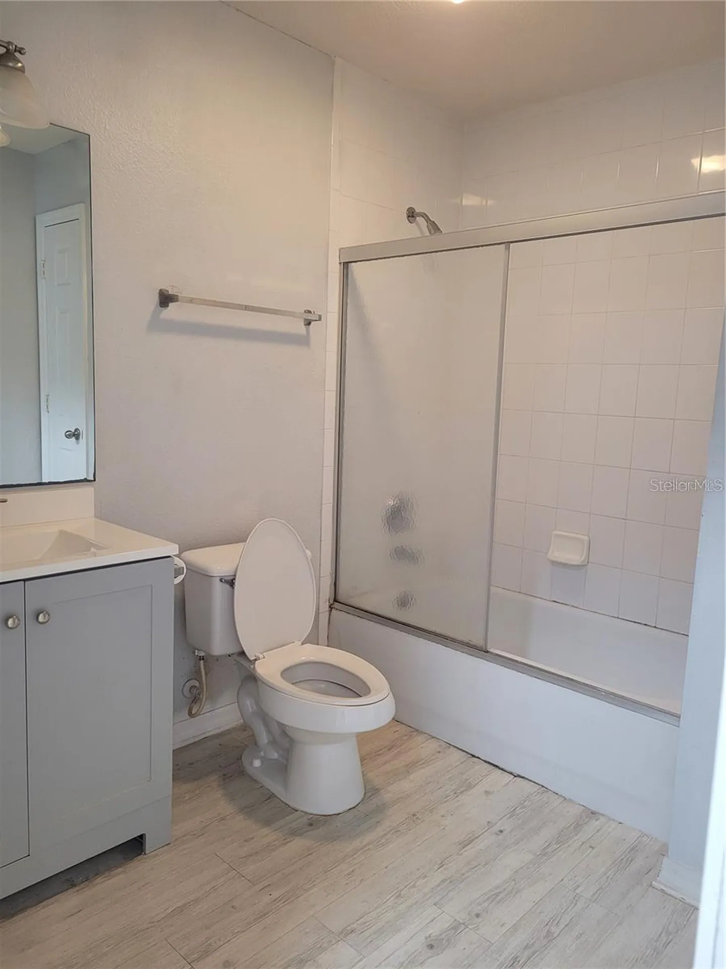 155 N Pearl Lake Causeway Altamonte Springs FL 32714
