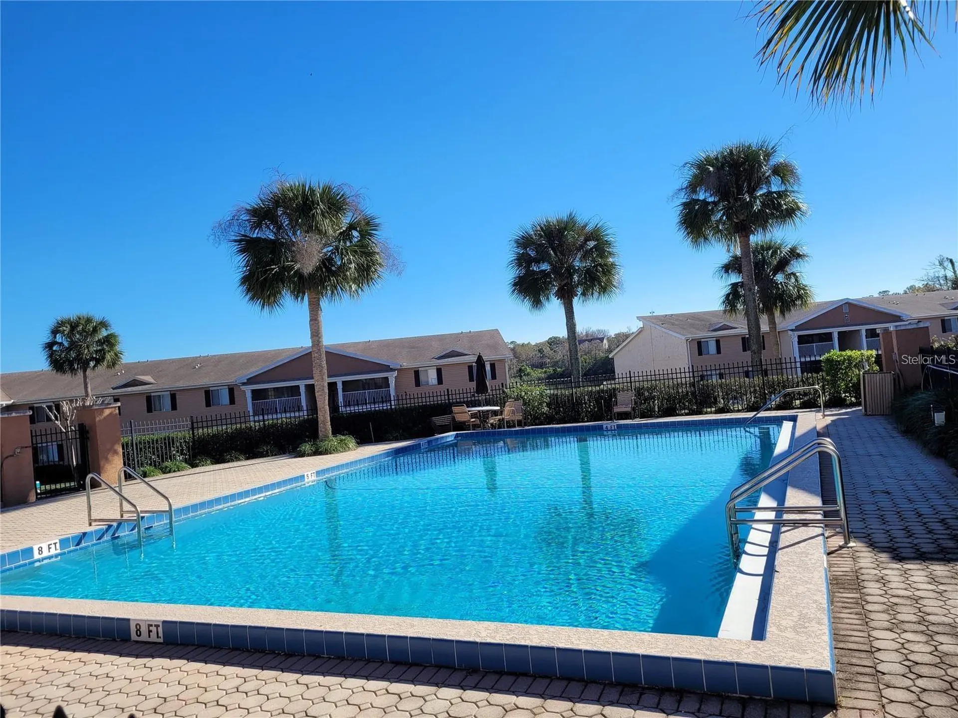 155 N Pearl Lake Causeway Altamonte Springs FL 32714