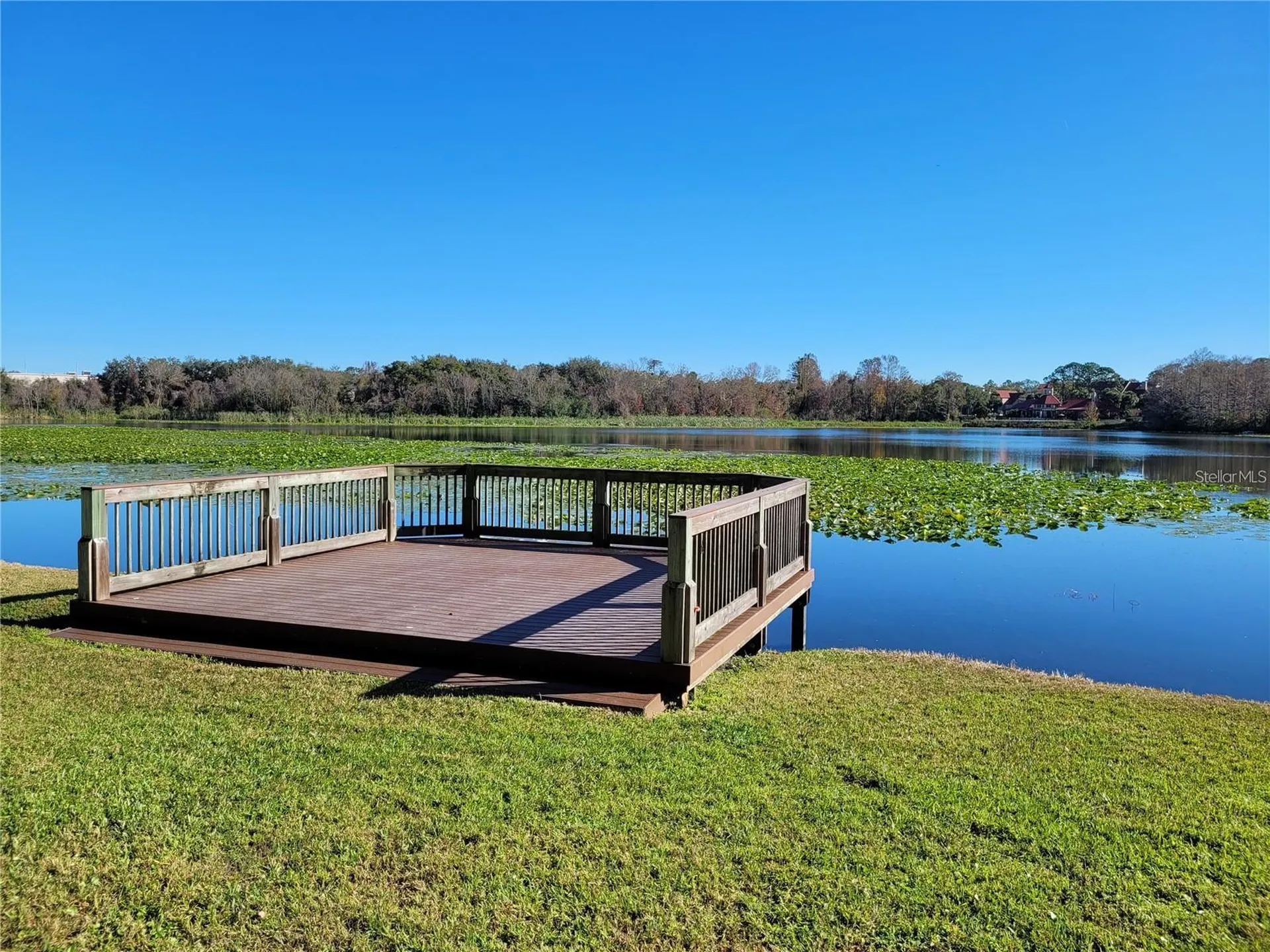 155 N Pearl Lake Causeway Altamonte Springs FL 32714