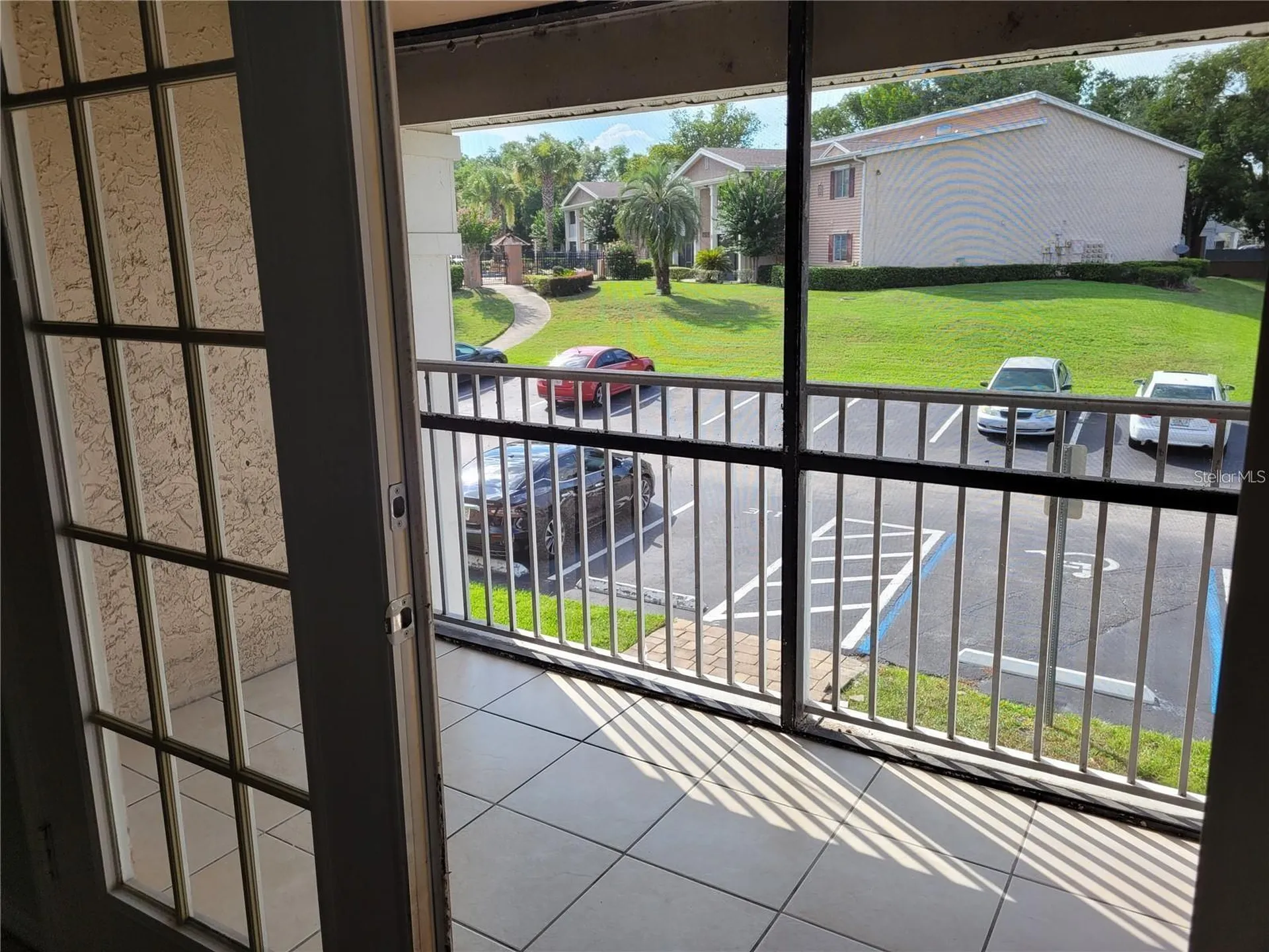 155 N Pearl Lake Causeway Altamonte Springs FL 32714