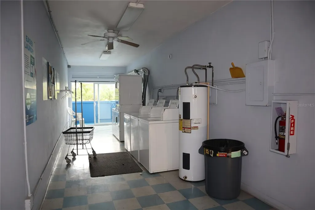 350 79th Avenue N St Petersburg FL 33702