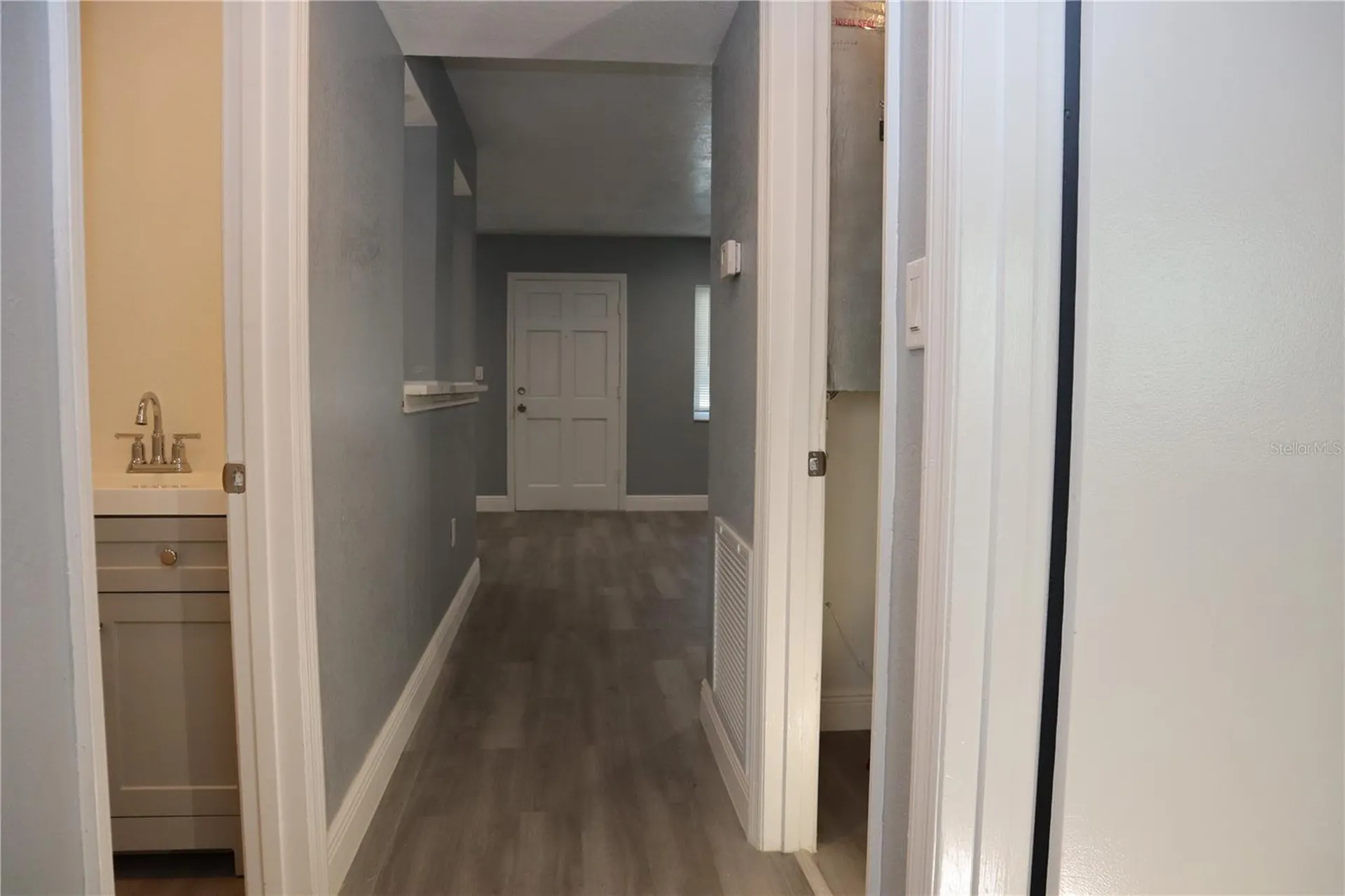 350 79th Avenue N St Petersburg FL 33702