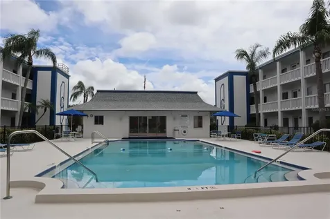 350 79th Avenue N St Petersburg FL 33702