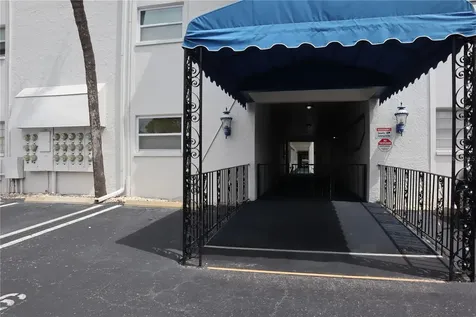 350 79th Avenue N St Petersburg FL 33702