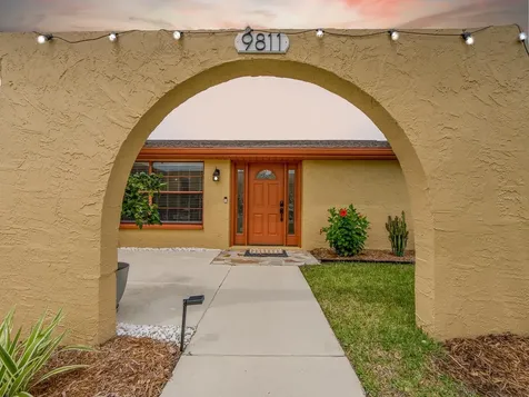 9811 San Mateo Way Port Richey FL 34668