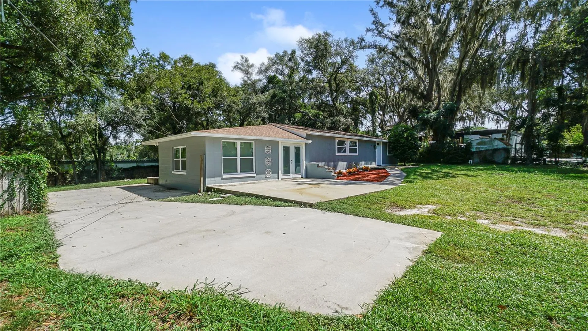 721 E 13th Street Apopka FL 32703