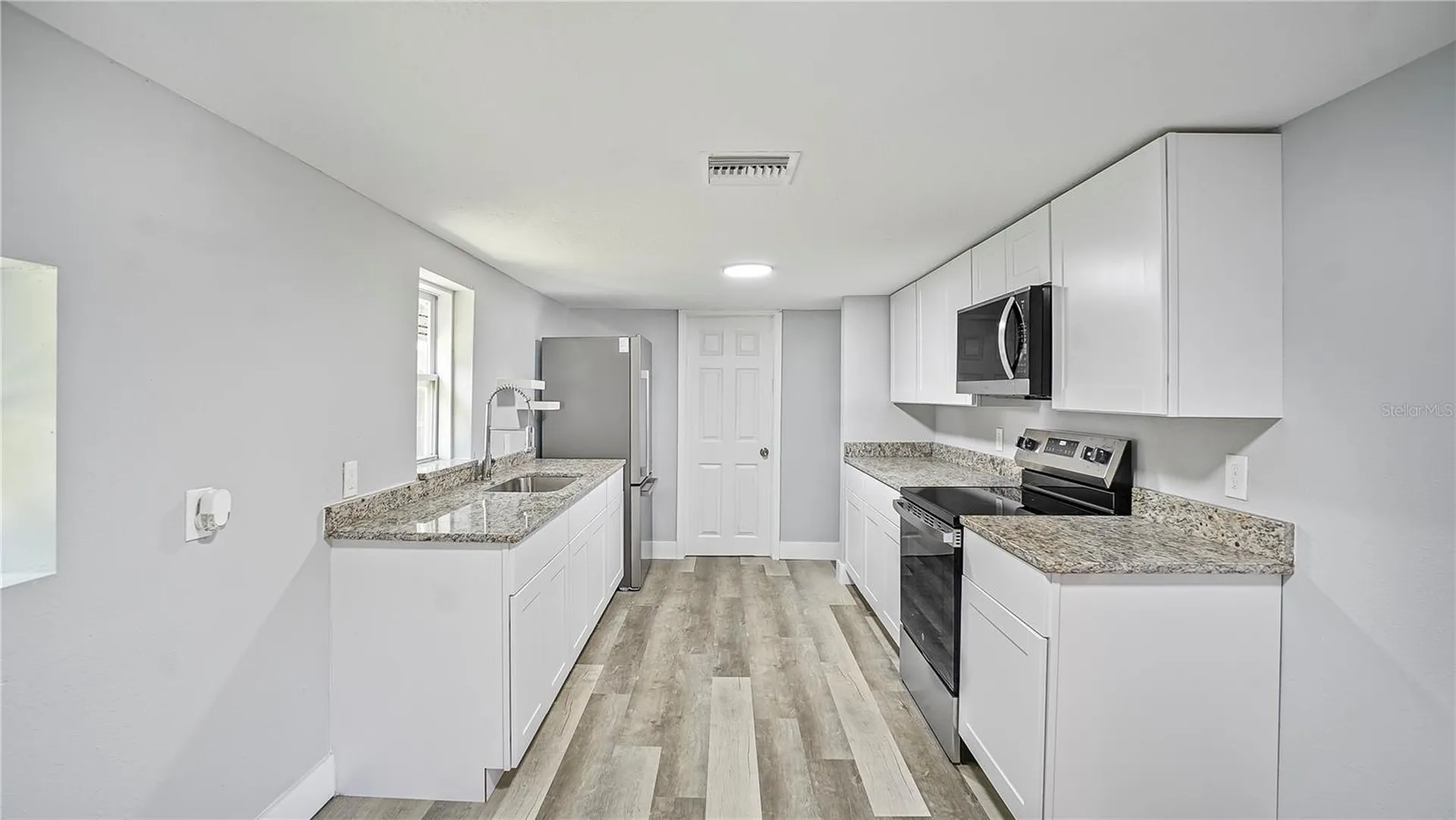 721 E 13th Street Apopka FL 32703