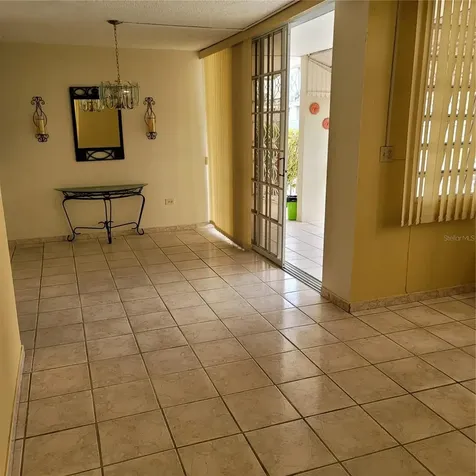 Alturas De Rio Grande NE Calle 24 Rio Grande PR 00745