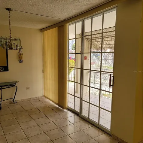 Alturas De Rio Grande NE Calle 24 Rio Grande PR 00745