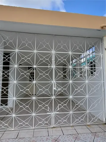 Alturas De Rio Grande NE Calle 24 Rio Grande PR 00745
