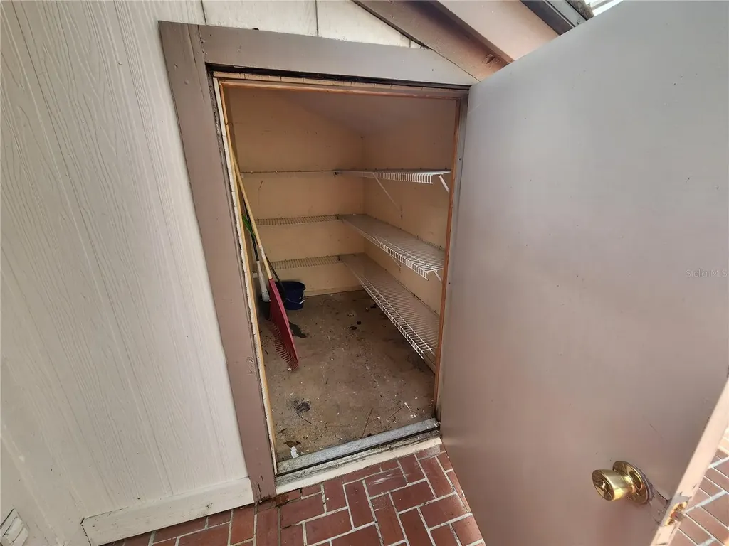 4549 Winston Lane N Sarasota FL 34235