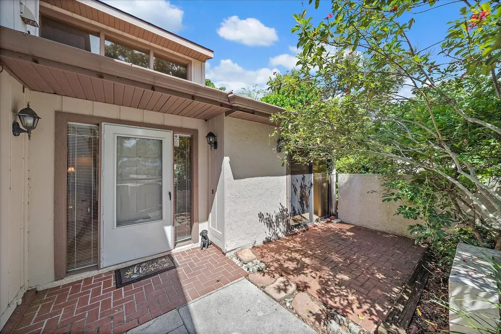 4549 Winston Lane N Sarasota FL 34235