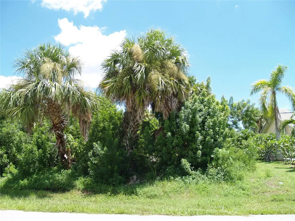 18443 Briggs Circle Port Charlotte FL 33948
