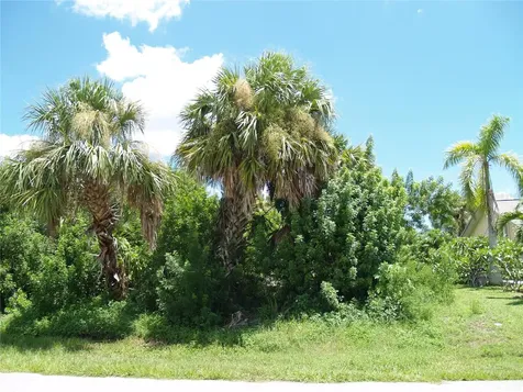 18443 Briggs Circle Port Charlotte FL 33948