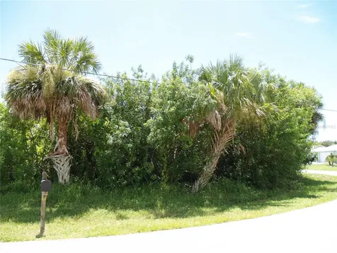 18443 Briggs Circle Port Charlotte FL 33948