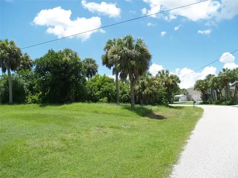 18443 Briggs Circle Port Charlotte FL 33948