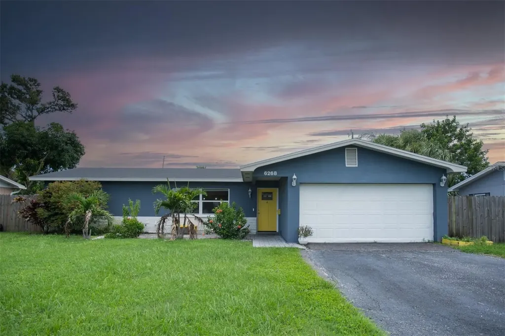 6268 34th Avenue N St Petersburg FL 33710