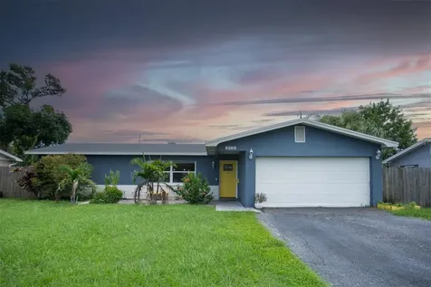 6268 34th Avenue N St Petersburg FL 33710