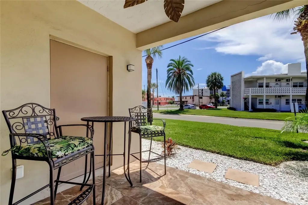 7003 Sunset Way St Pete Beach FL 33706