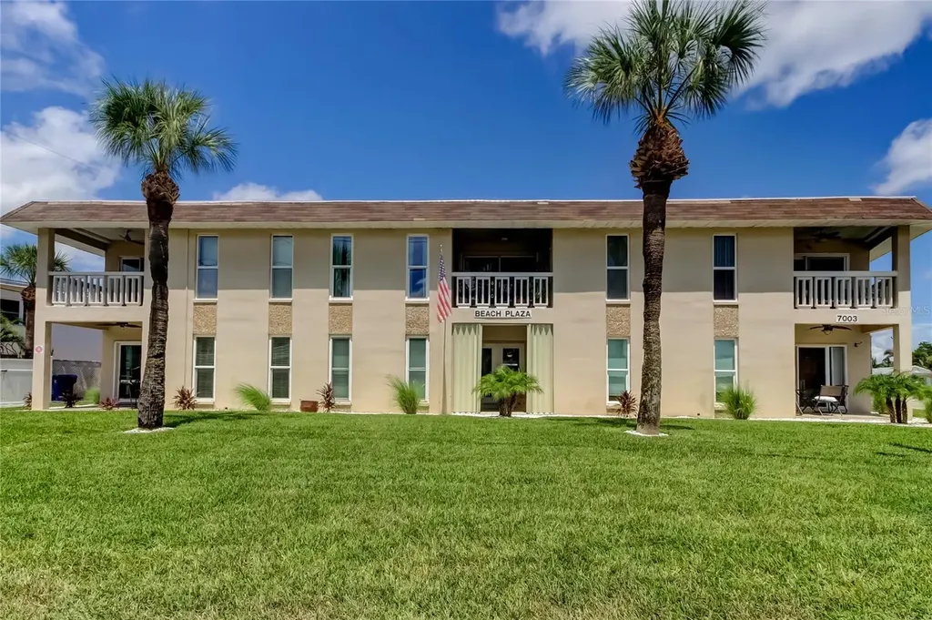 7003 Sunset Way St Pete Beach FL 33706