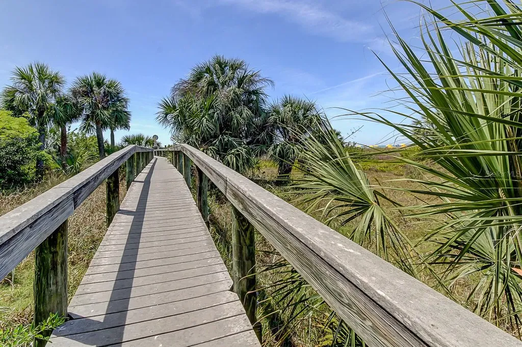 7003 Sunset Way St Pete Beach FL 33706