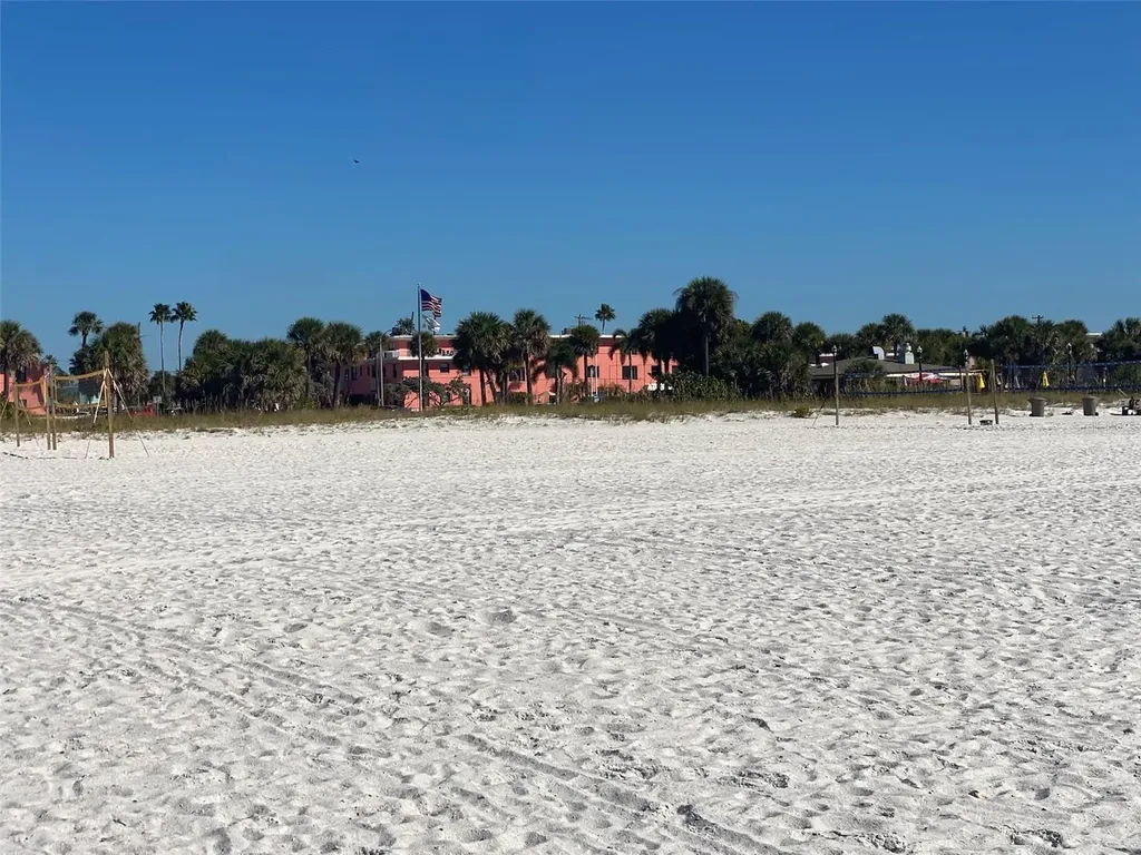 7003 Sunset Way St Pete Beach FL 33706