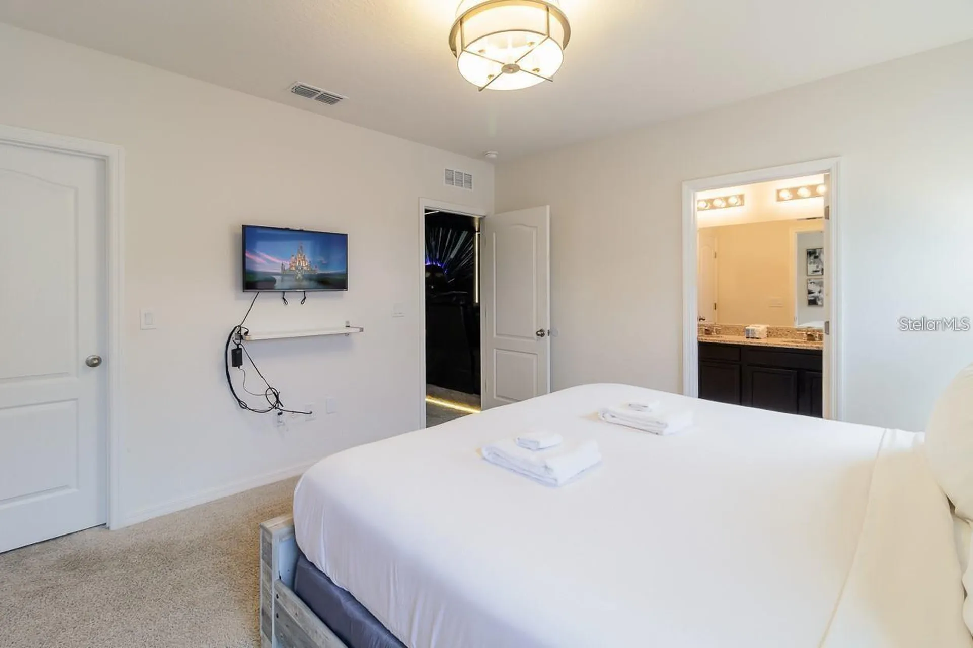 6047 Broad Oak Drive Davenport FL 33837