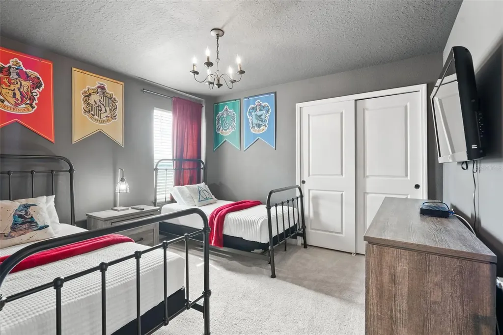 2070 Lelani Circle Davenport FL 33897