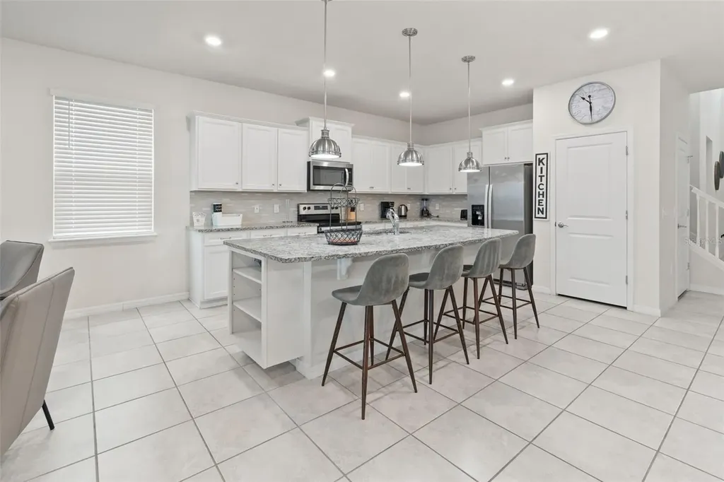 2070 Lelani Circle Davenport FL 33897