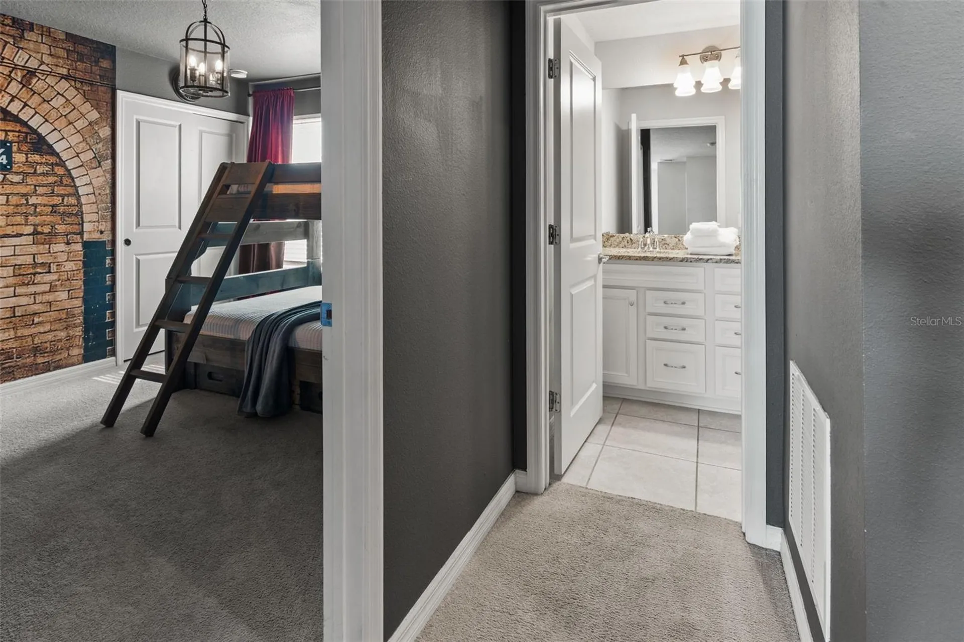 2070 Lelani Circle Davenport FL 33897
