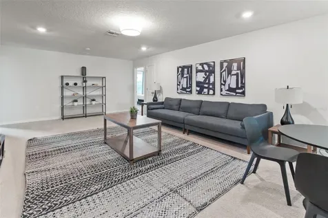 2070 Lelani Circle Davenport FL 33897
